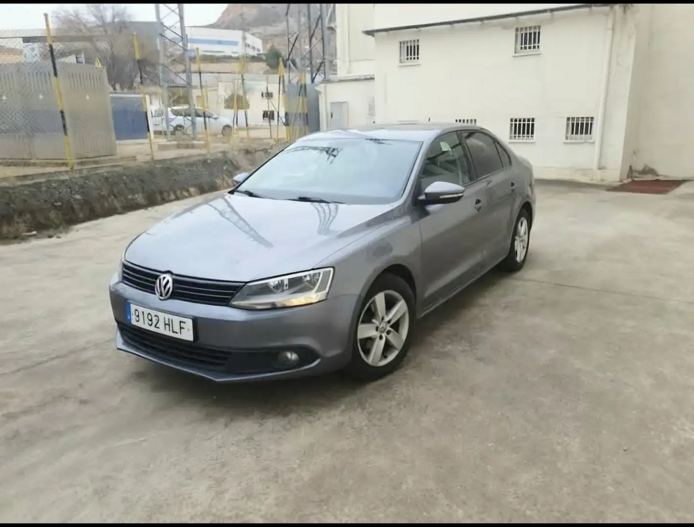 Volkswagen Jetta 1.6TDI BMT Advance - 1