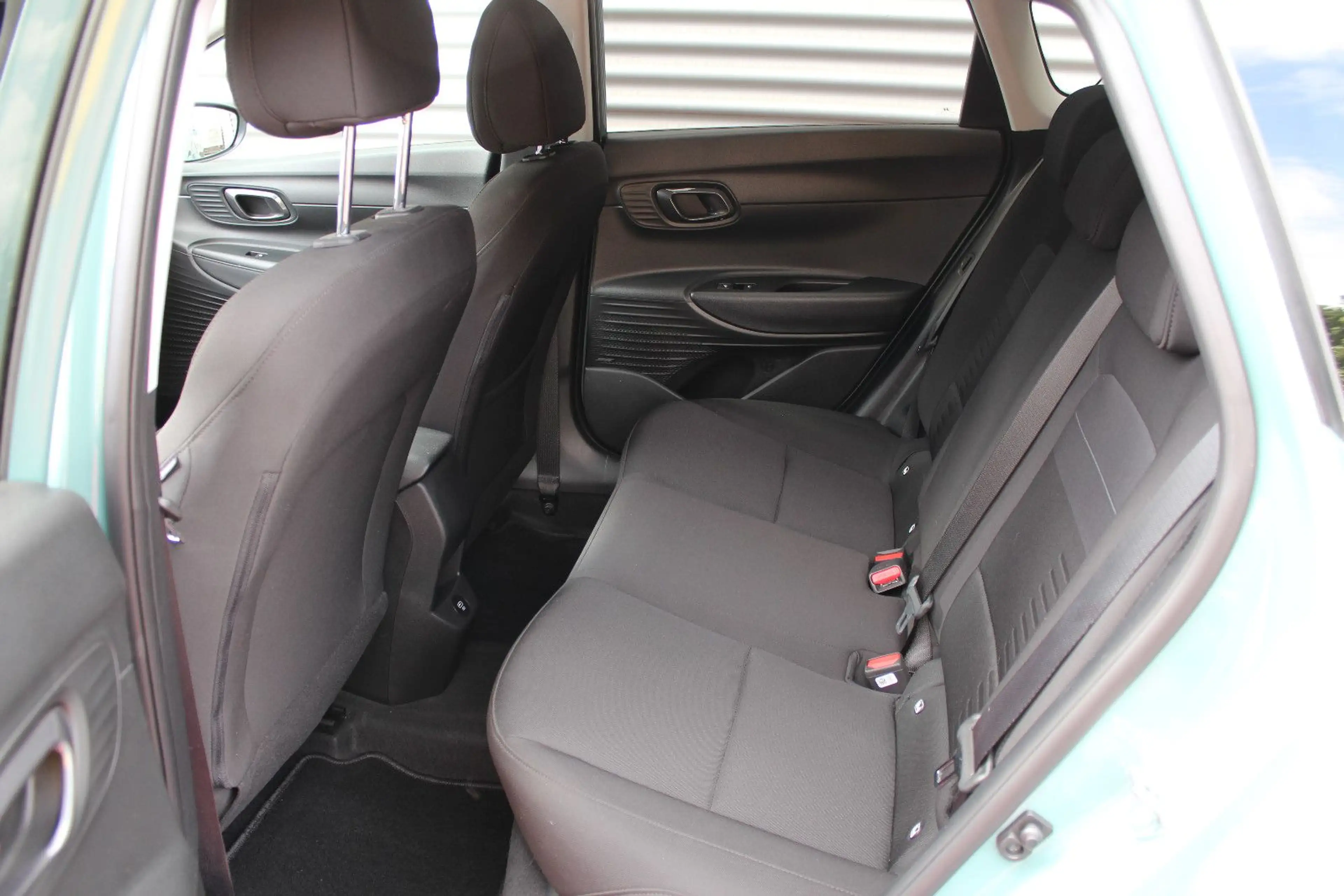 Hyundai BAYON Prime 2WD AUTOMATIK KLIMA NAVI ALU — photo 5