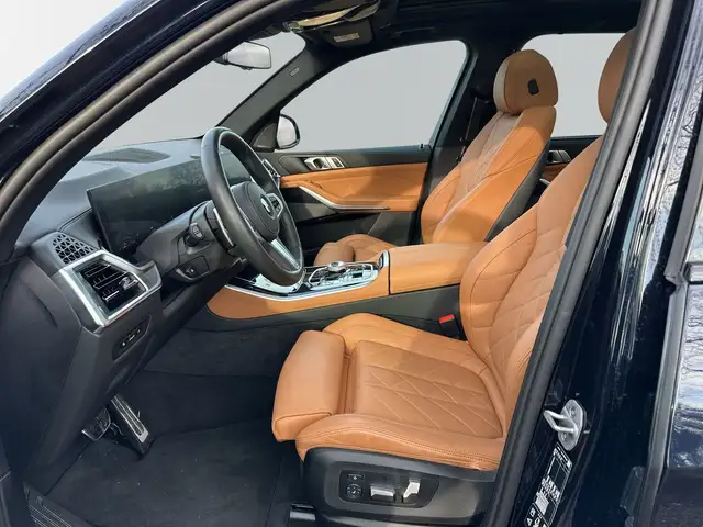 BMW X5 view 8