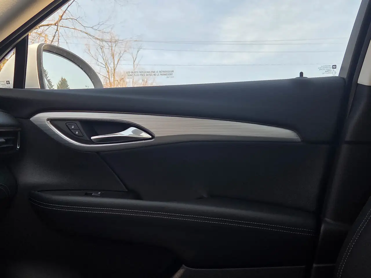 Buick Envision снимка Buick Envision