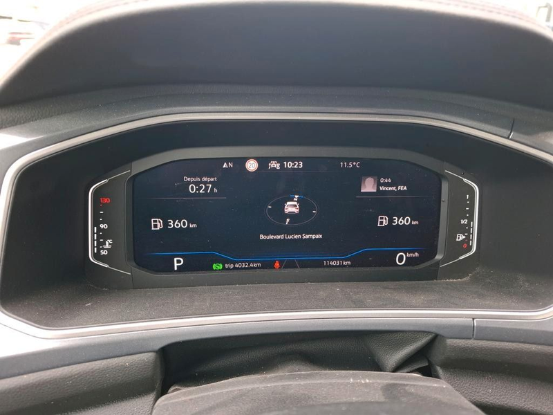 Volkswagen T-Roc Style 2.0TDI DSG Navi ACC LED Side — photo 7
