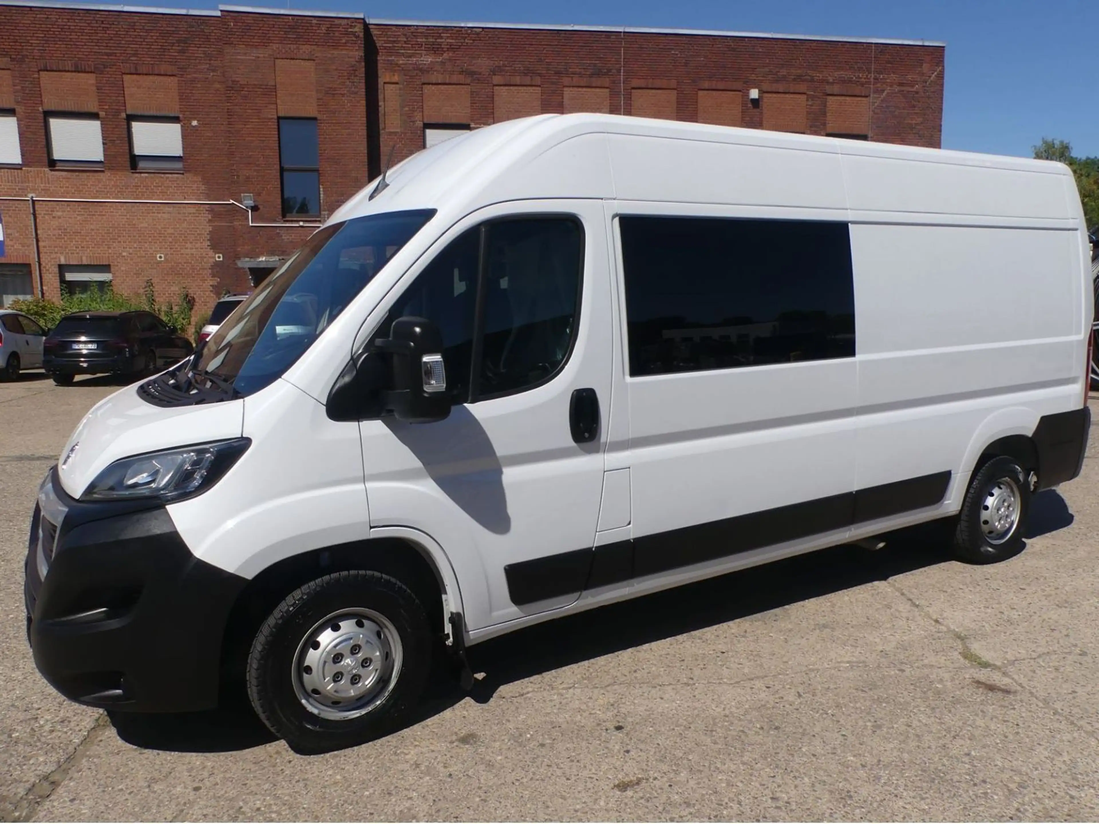 Peugeot Boxer 2.2 Maxi L3 Mixto*7Sitz*Temp*Klim*Kam*Navi