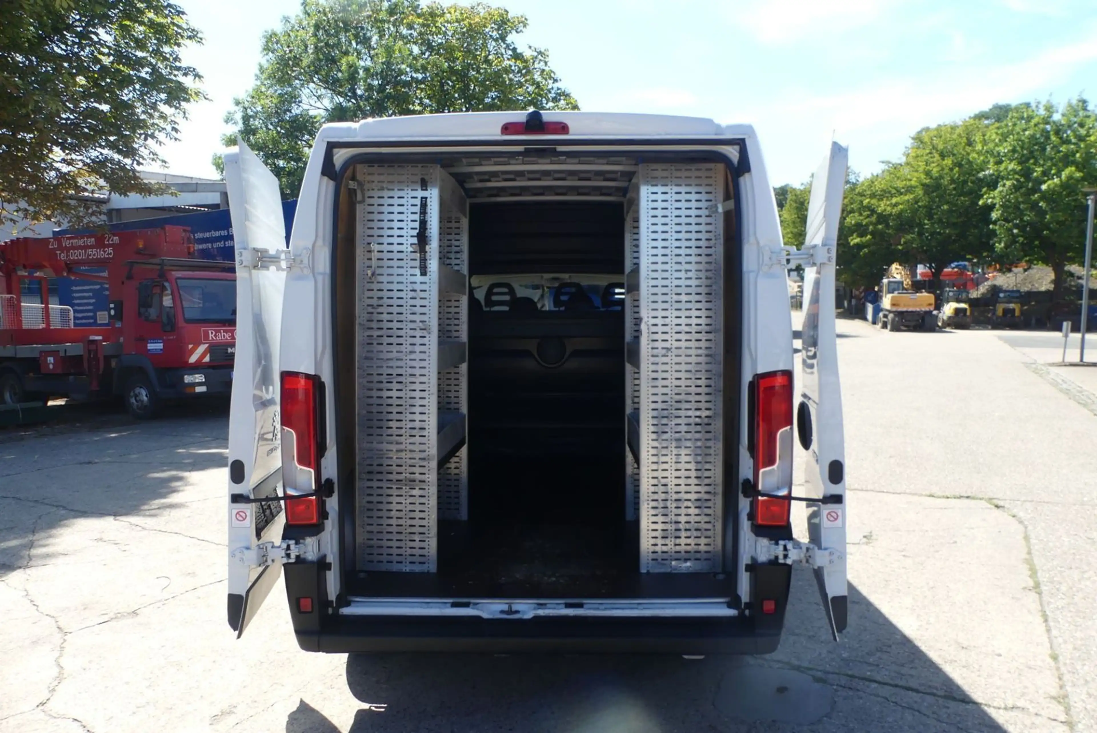 Peugeot Boxer 2.2 Maxi L3 Mixto*7Sitz*Temp*Klim*Kam*Navi — photo 8