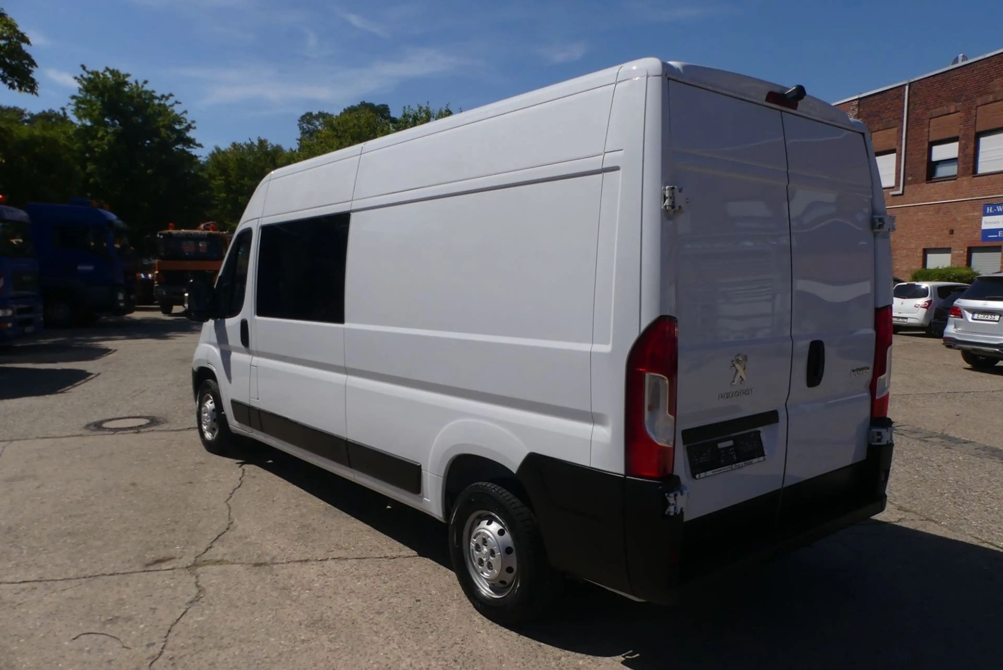 Peugeot Boxer 2.2 Maxi L3 Mixto*7Sitz*Temp*Klim*Kam*Navi — photo 10