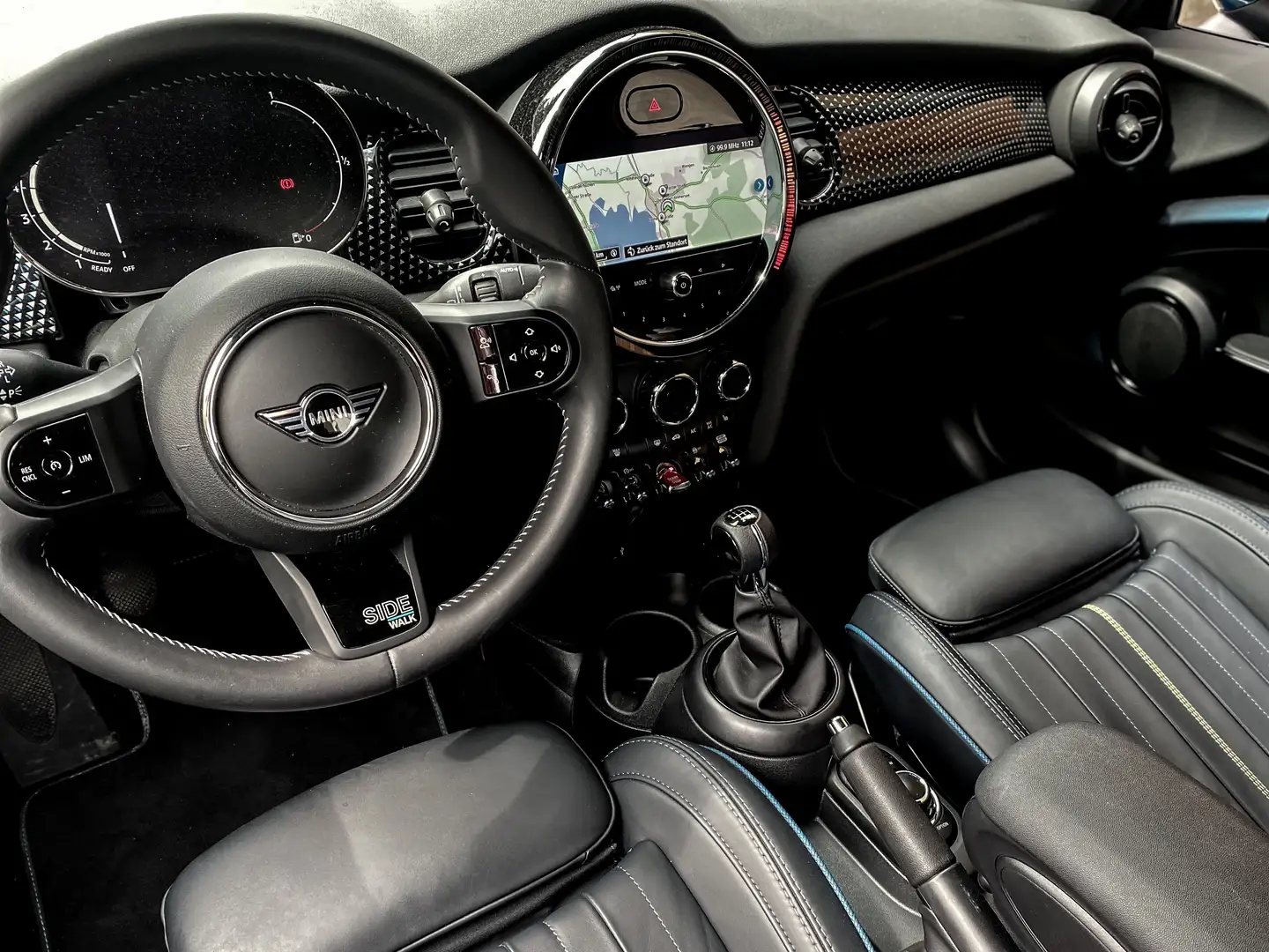 MINI Cooper S Cabrio Edition Sidewalk Blau - 2