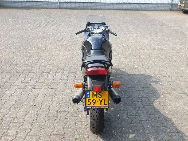 Suzuki GSX 600 - foto 4
