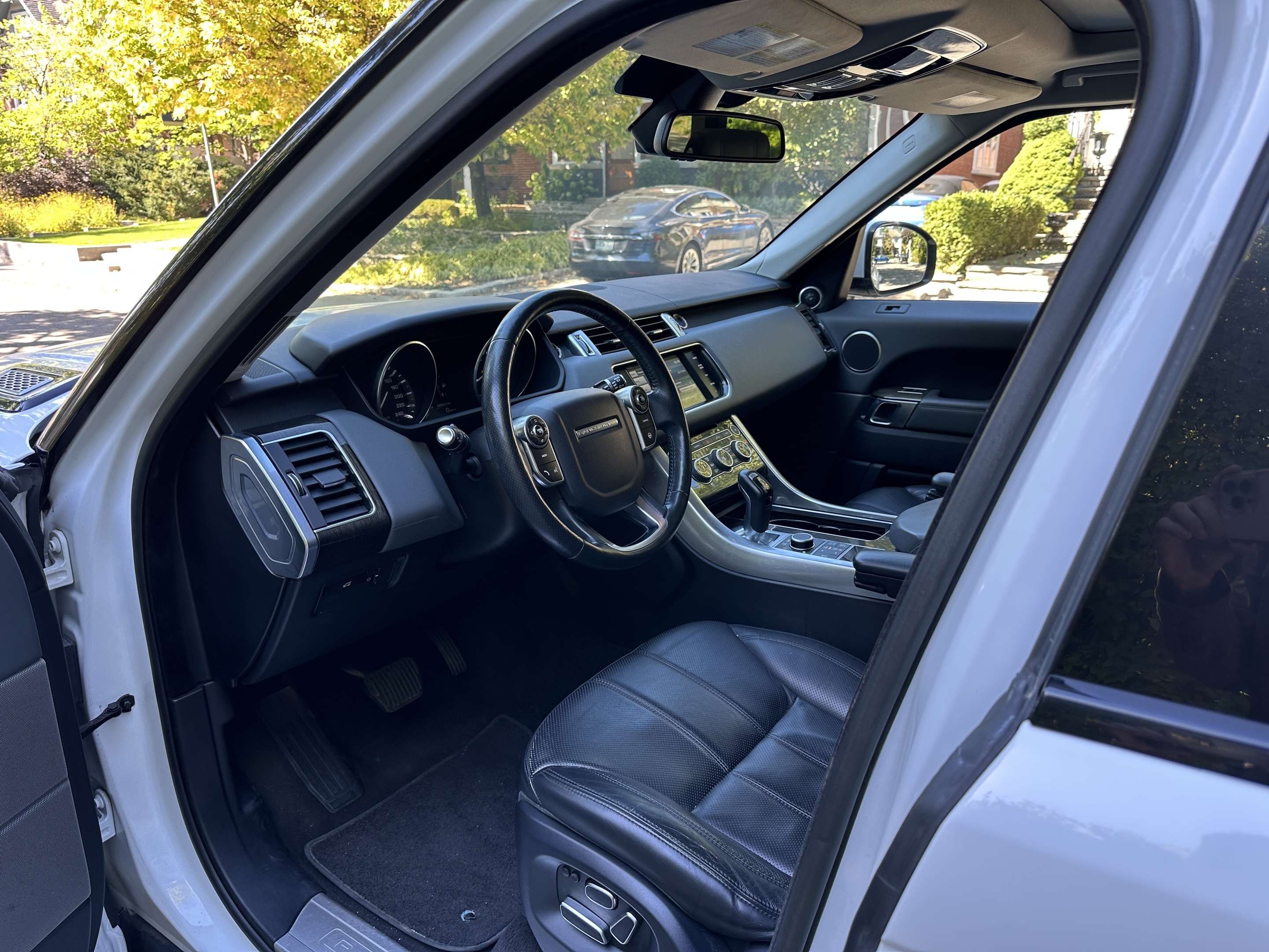 2014 Land Rover Range Rover Sport 4WD 4dr HSE thumb 14