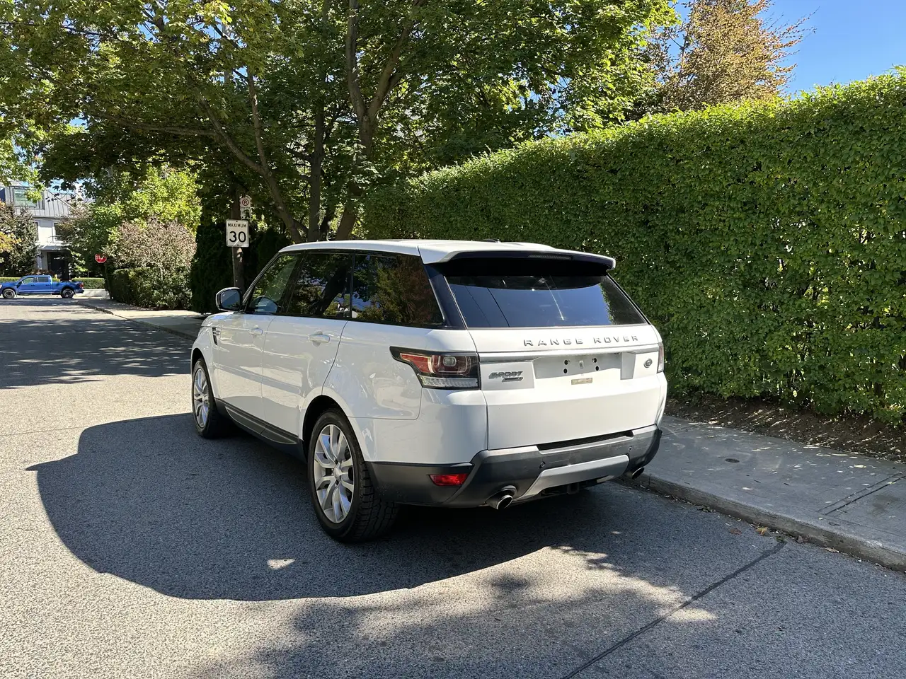 Land Rover Range Rover Sport снимка Land Rover Range Rover Sport