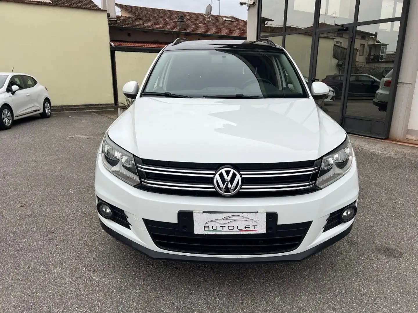Volkswagen Tiguan 1.4 TSI 122 CV Business Trend & Fun BlueMotion Bianco - 2