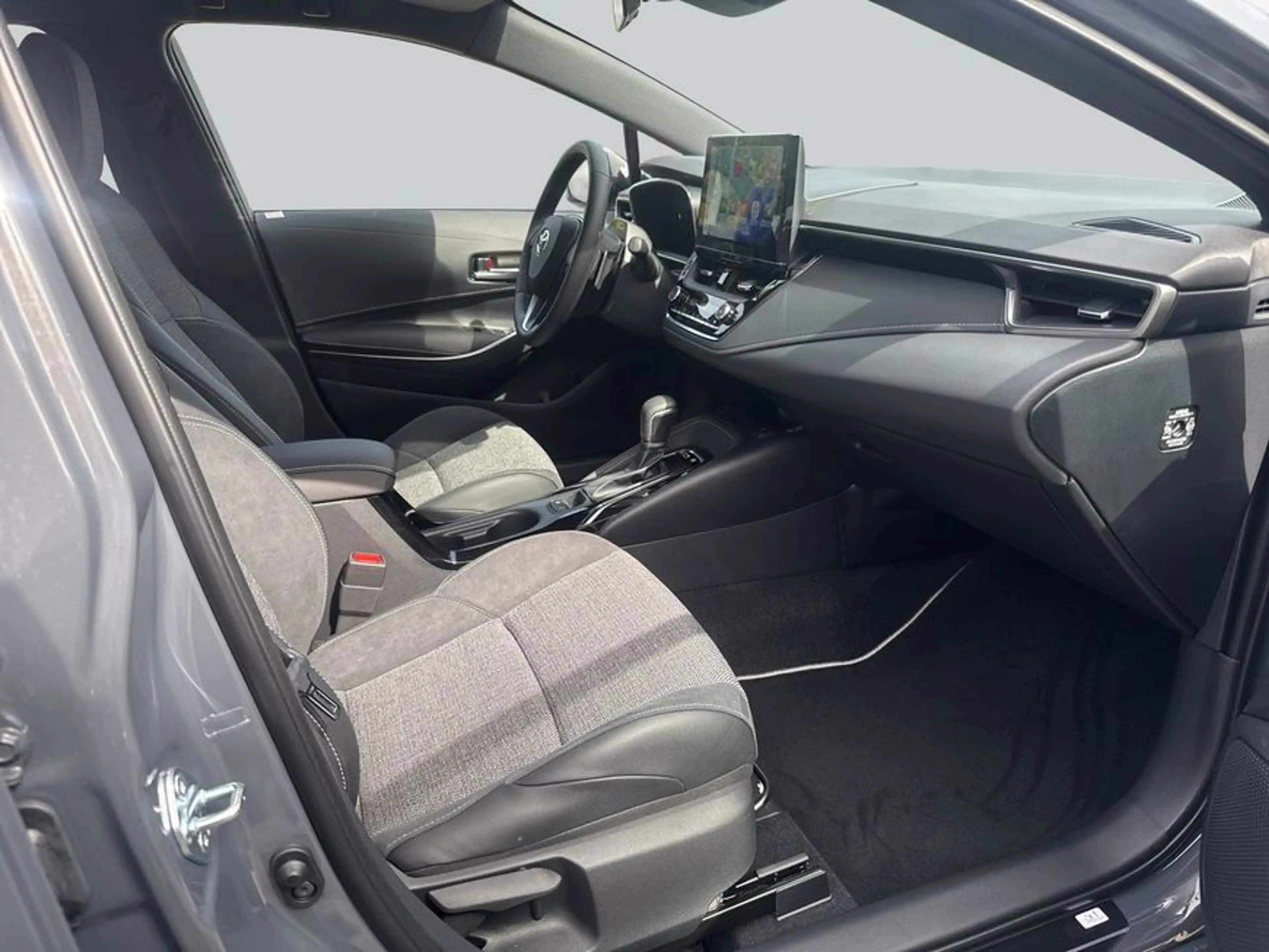Toyota Corolla 2.0 Hybrid TS Technik-Paket Kamera Navi — photo 12