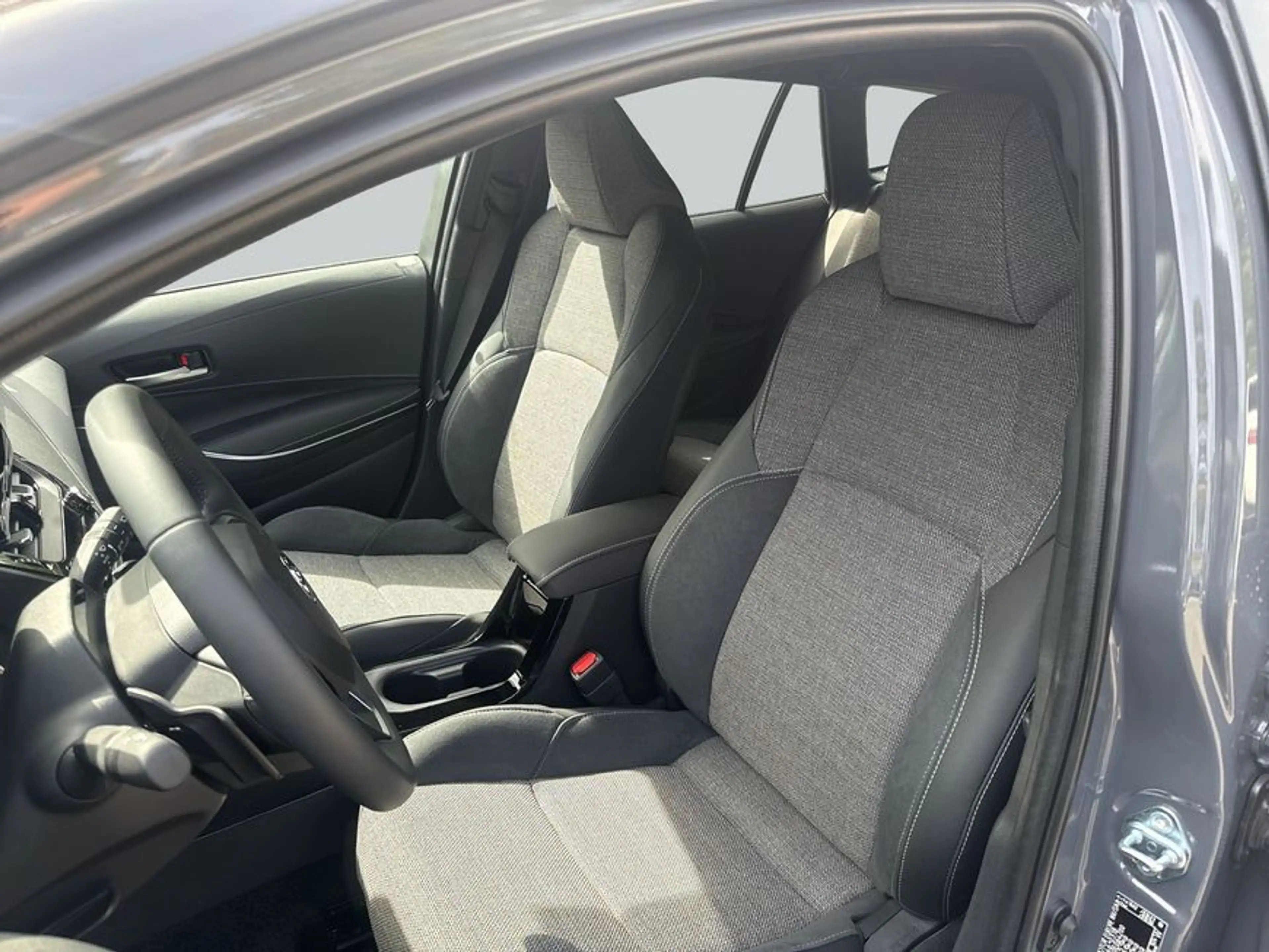 Toyota Corolla 2.0 Hybrid TS Technik-Paket Kamera Navi — photo 10