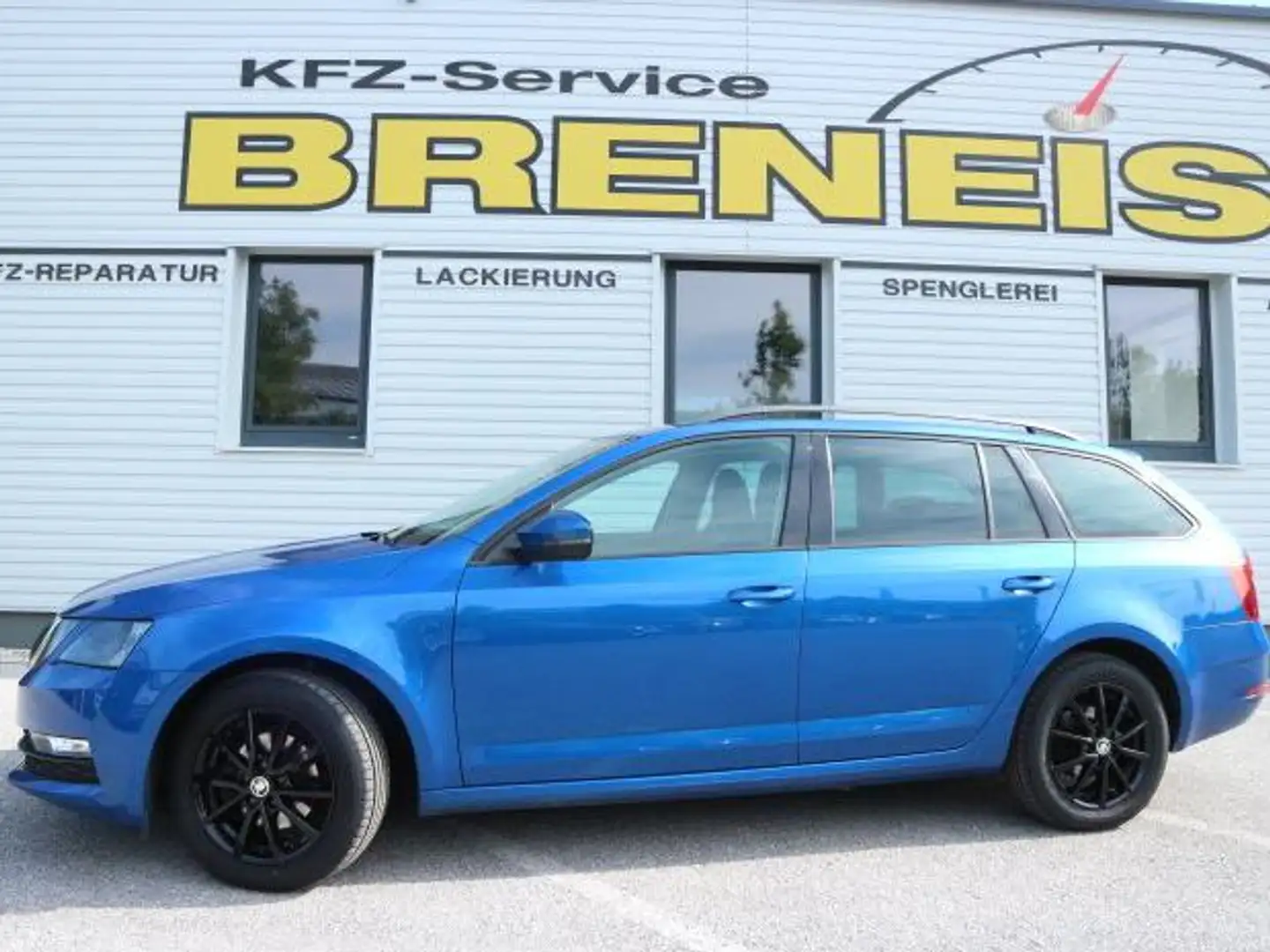 Skoda Octavia Kombi Ambition 1,6 TDI*AHK* Blau - 2