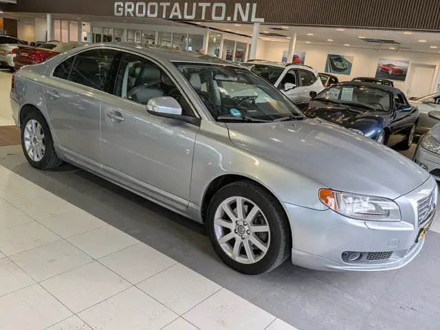 Volvo S80 2.0 T Limited Edition Automaat Airco, Cruise Contr