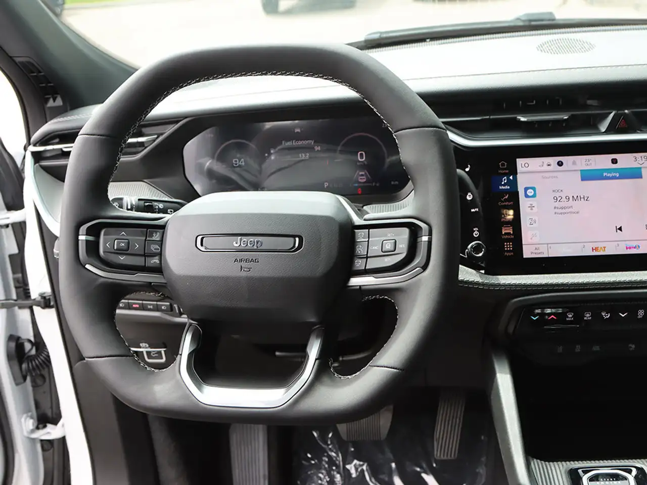 Jeep Cherokee photo Jeep Cherokee