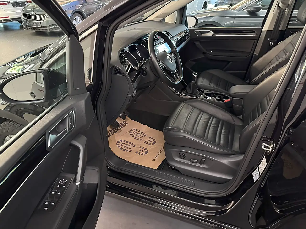 2021 Volkswagen Touran Highline 2,0TDI *LED*Kurvenlicht*NAVI*ACC*PANO*..., photograph 11