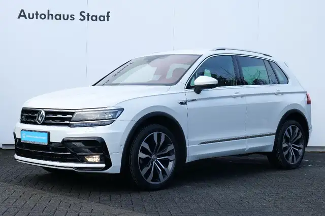 Volkswagen Tiguan view 2