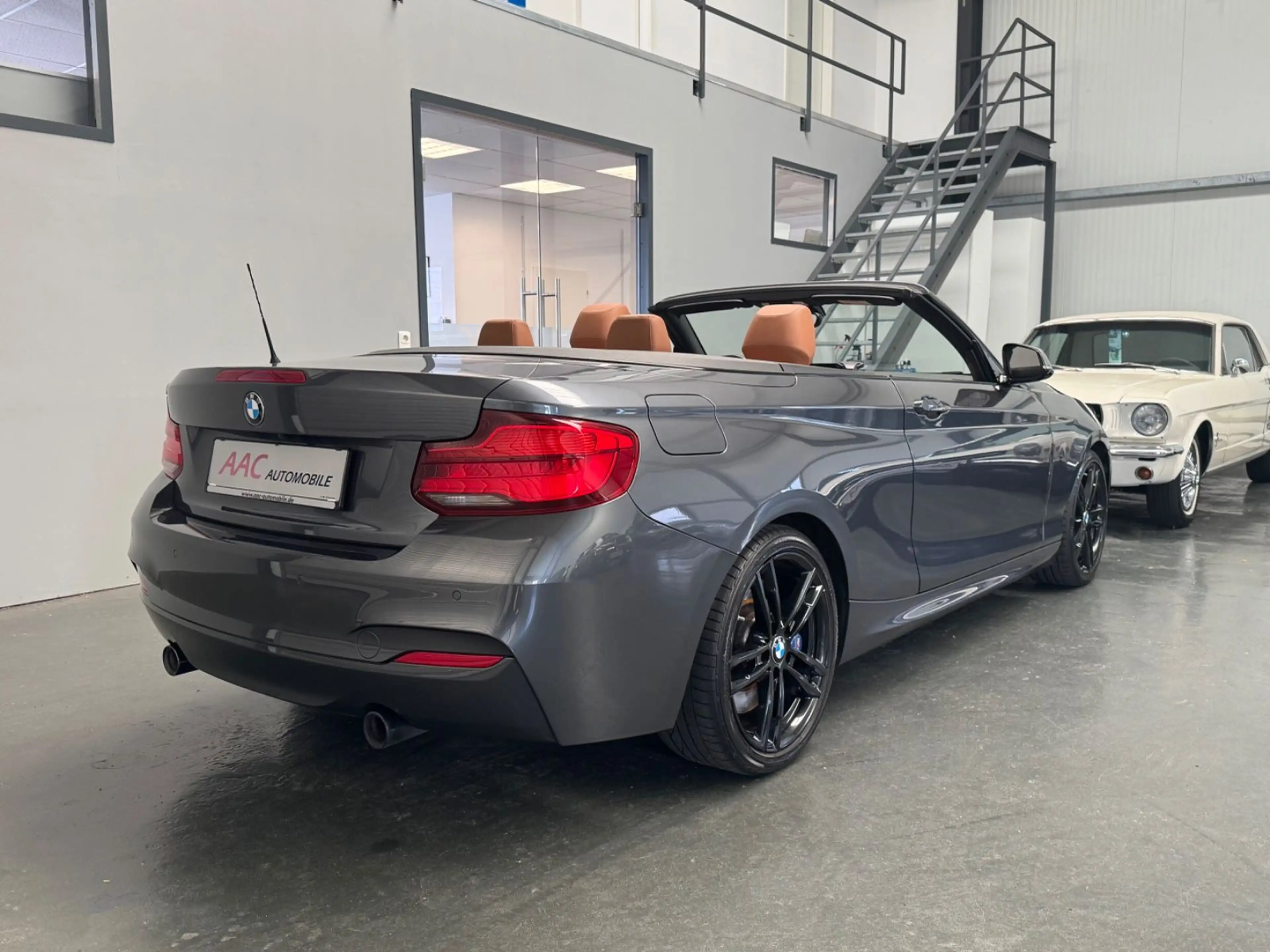 BMW 240 Cabrio/ Keyless-go/Navi/Vollleder — photo 10