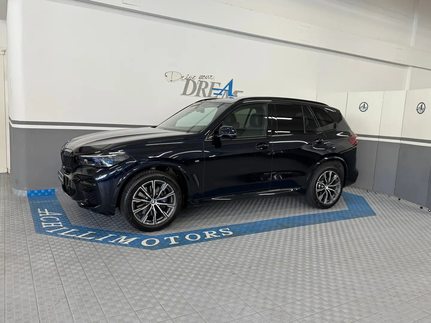 BMW X5 xdrive30d mhev 48V Msport auto 286cv Hybrid full crna - 1