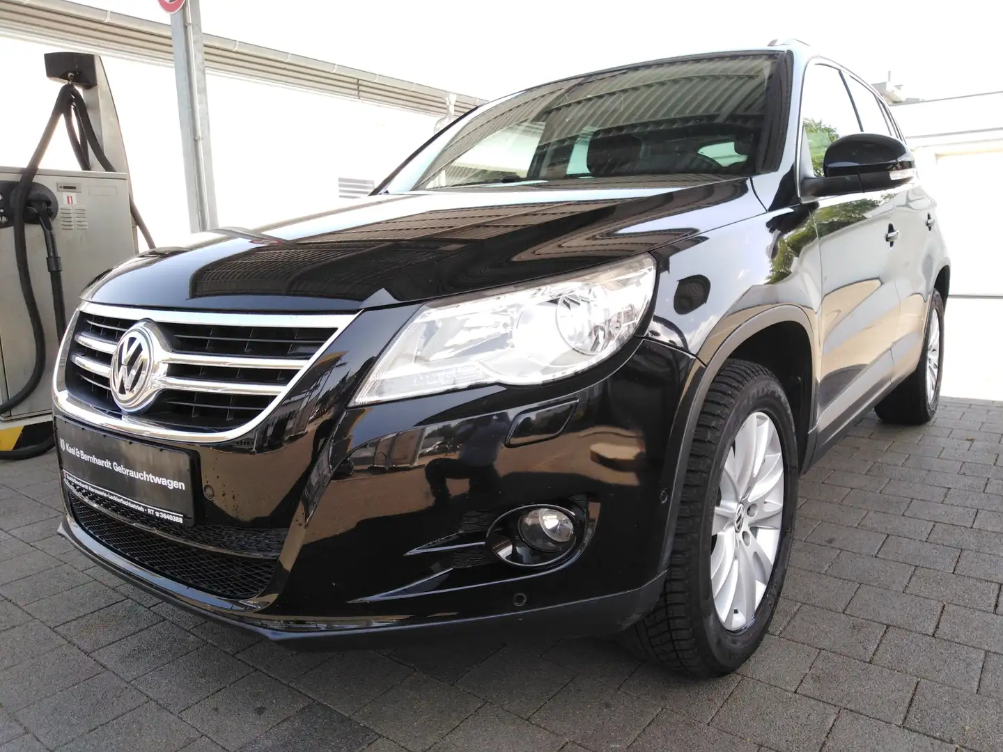 Volkswagen Tiguan Team 4Motion Schwarz - 1