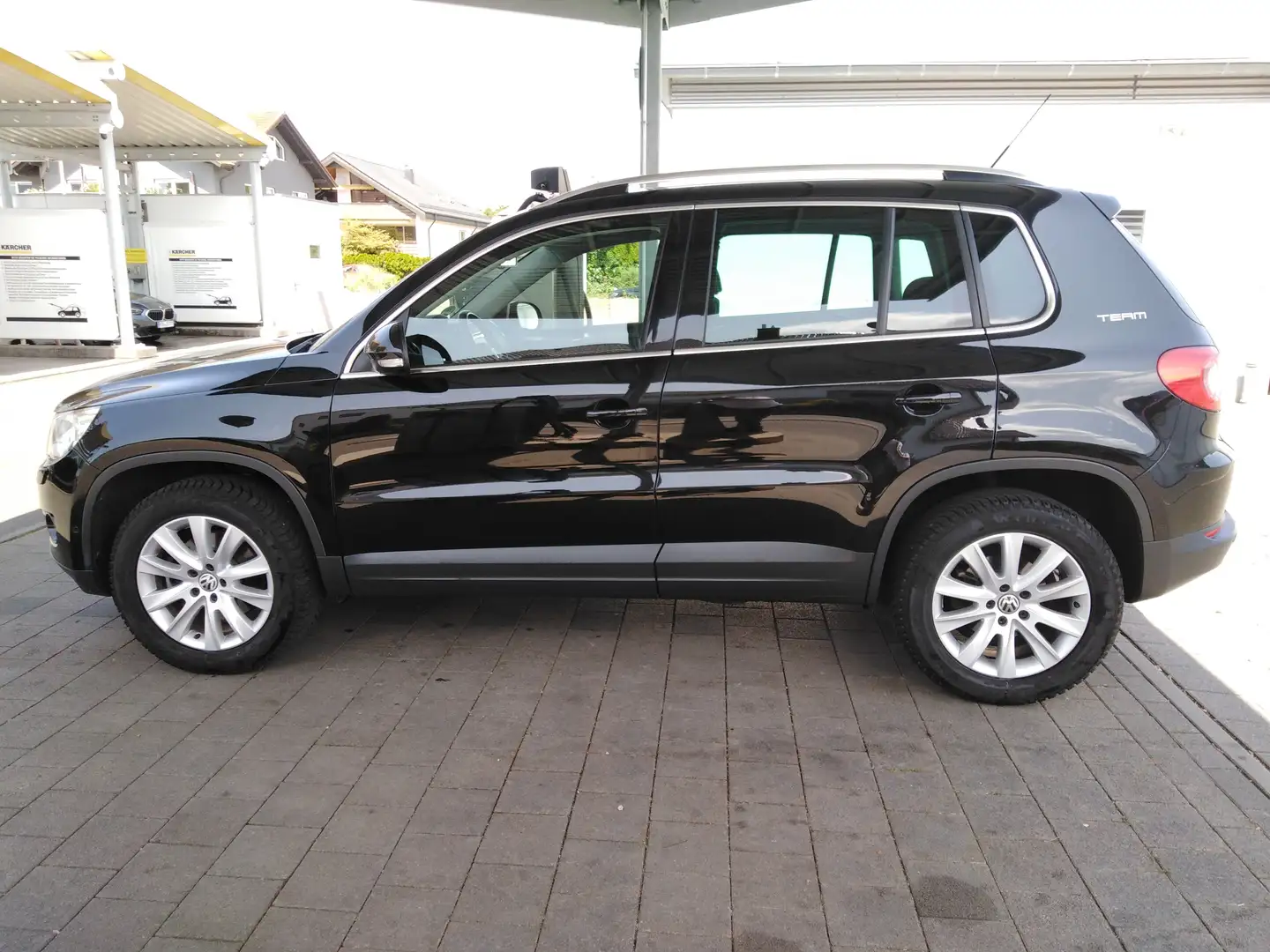 Volkswagen Tiguan Team 4Motion Schwarz - 2