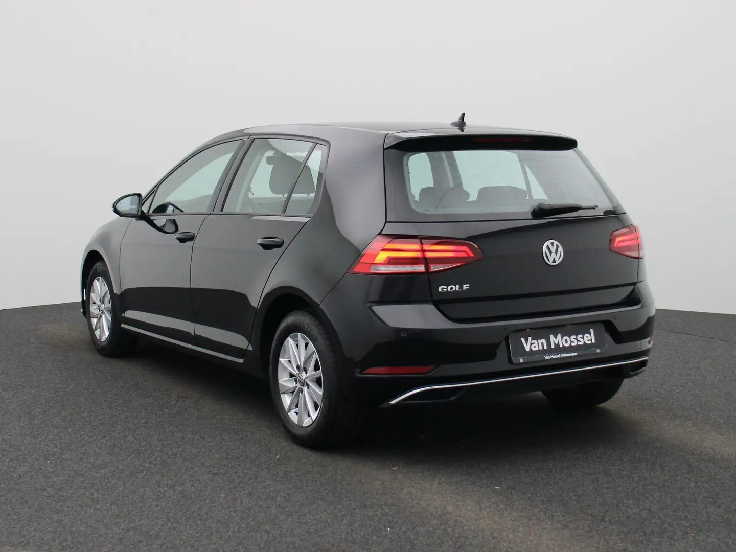 Volkswagen Golf VII 1.0 TSi 85kW Comfortline Schwarz - 2