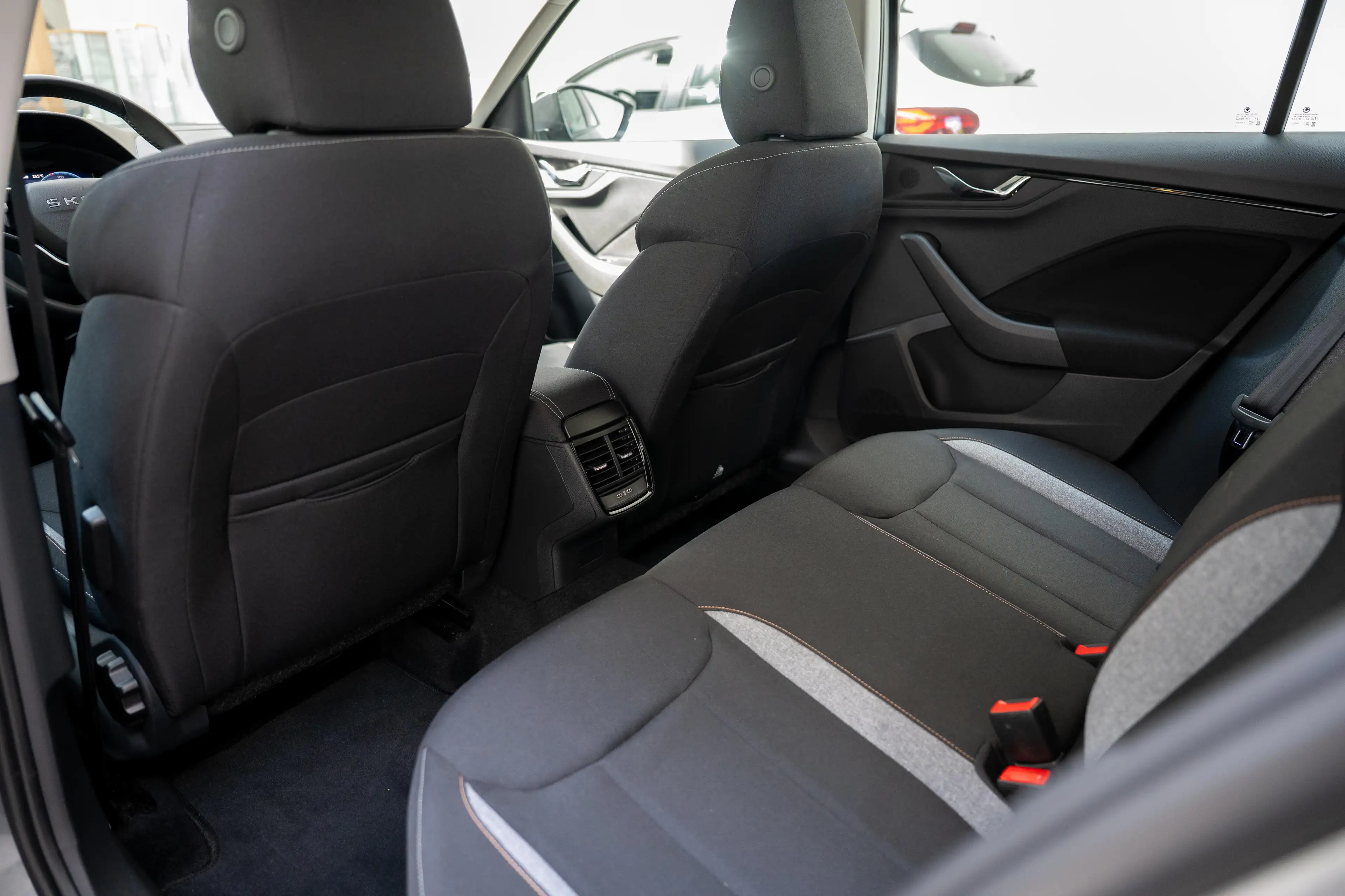 Skoda Kamiq 1.0 TSi 116 Family Garantie 12 mois — photo 11