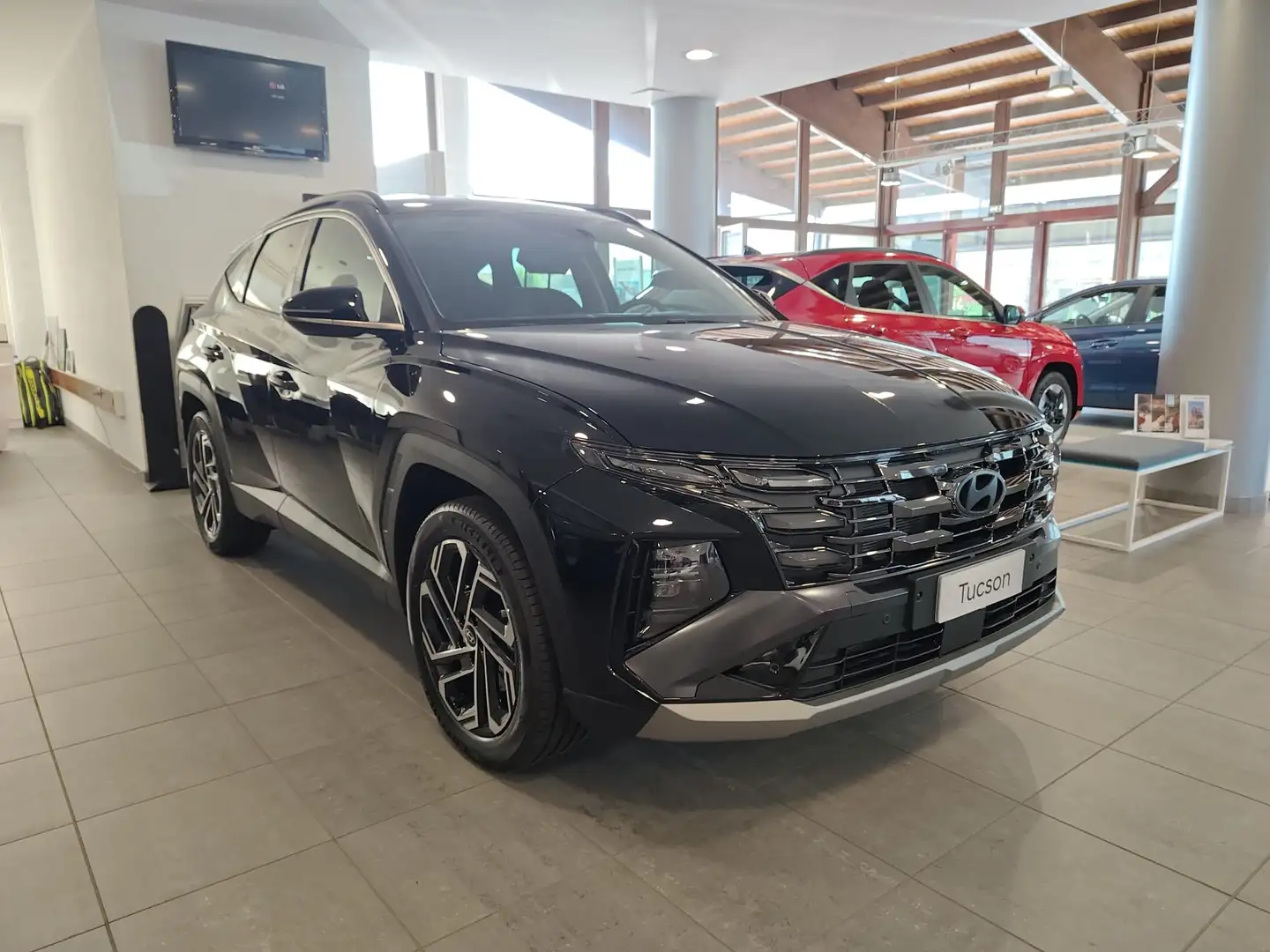 Hyundai TUCSON 1.6 T-GDI HYBRID 160 CV 48V MT XTECH CON ROTTAMAZI Negro - 1