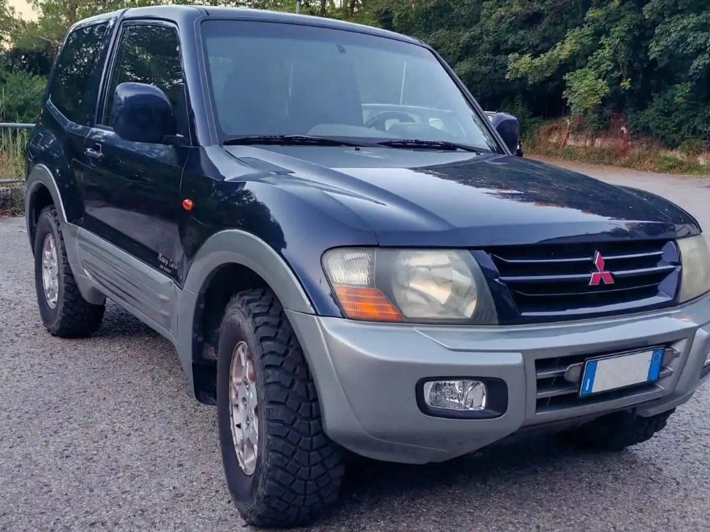 Mitsubishi Pajero Pajero 3p 3.2 tdi 16v di-d GLS-2 Blu/Azzurro - 2