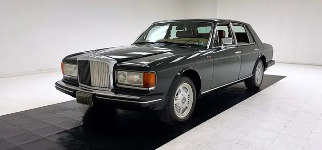 Bentley Mulsanne Saloon