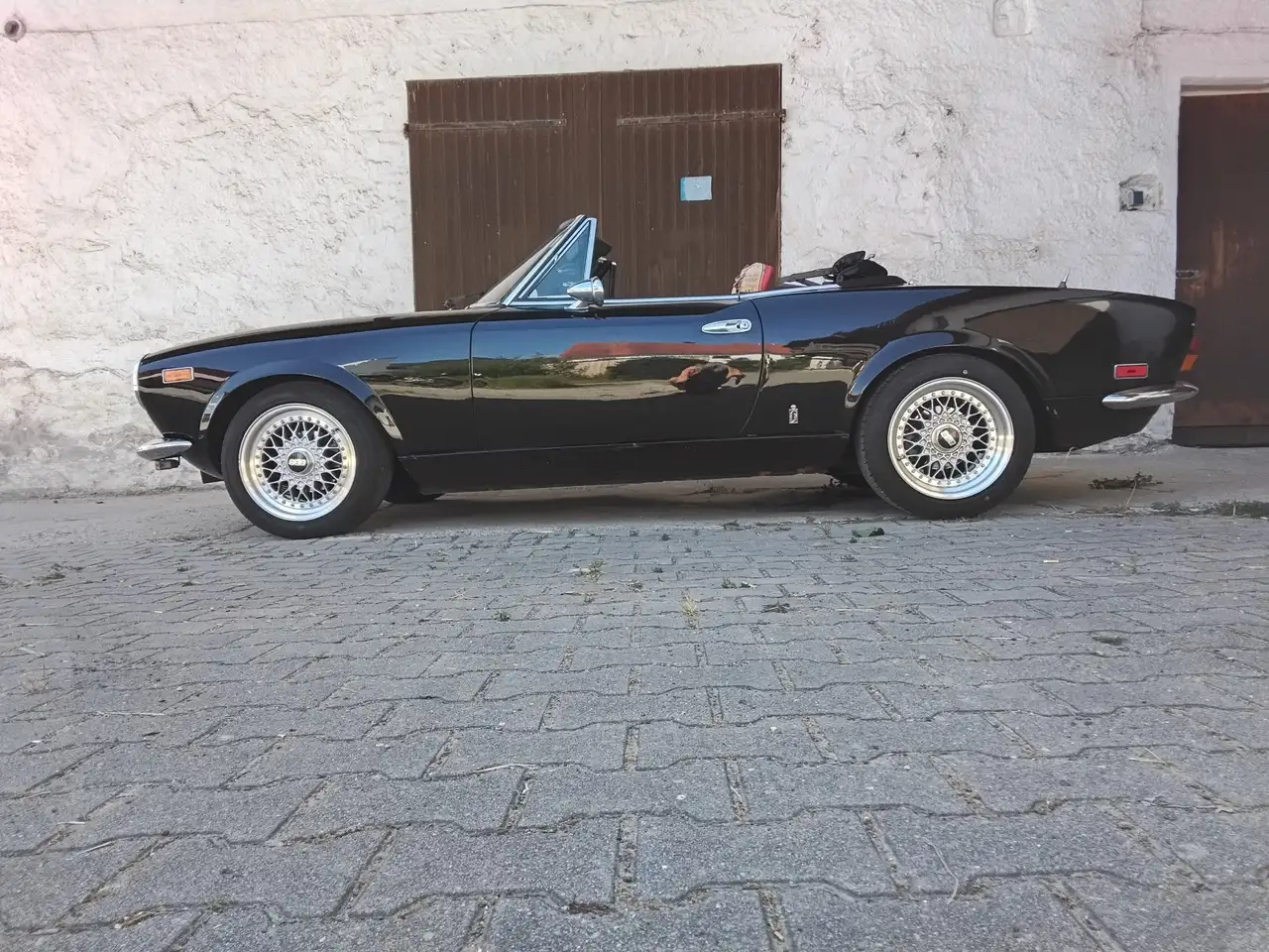 Fiat 124 Spider
