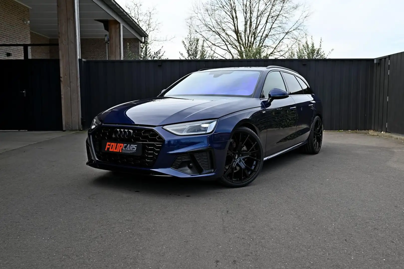 Audi A4 Avant 35 TFSI S edition Competition | 2023 | 11.00 Blauw - 2
