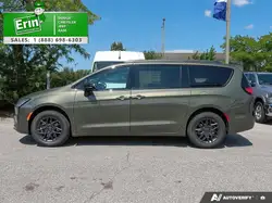 Chrysler Pacifica 2027