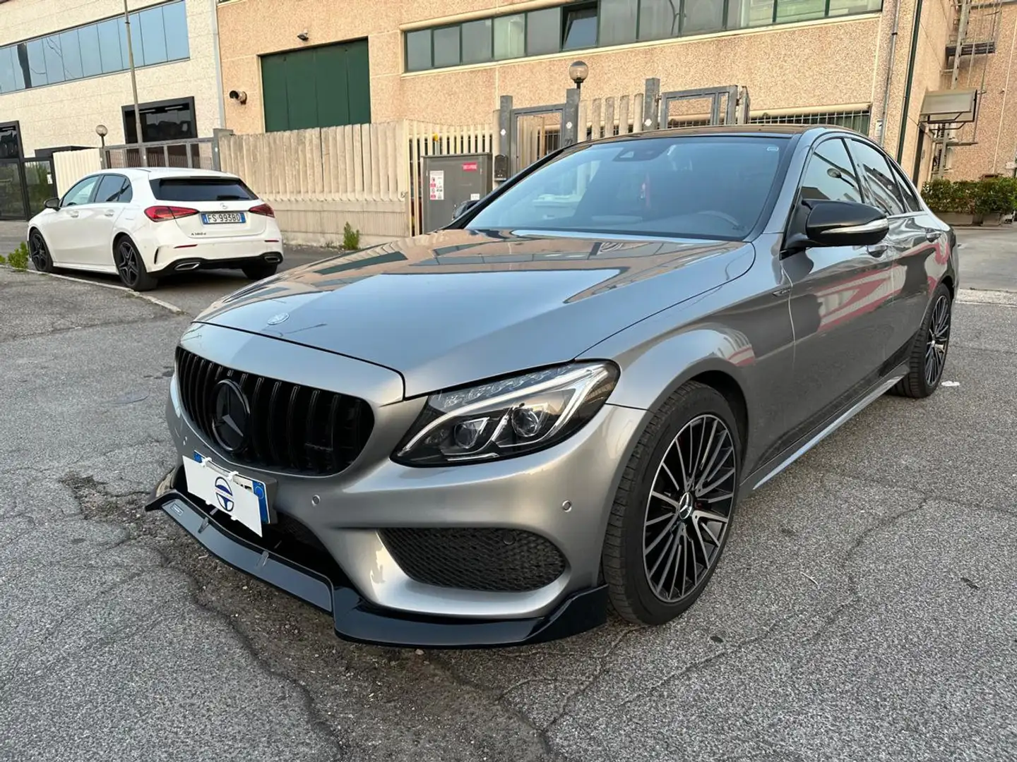 Mercedes-Benz C 220 d Auto Premium Grigio - 1