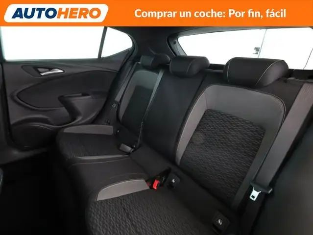Opel Astra view 15