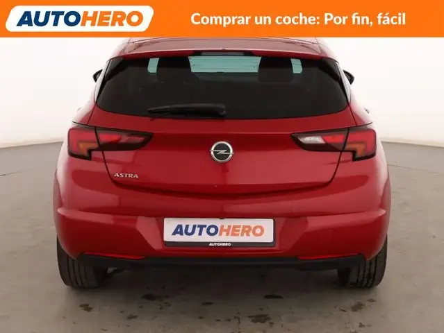 Opel Astra view 5