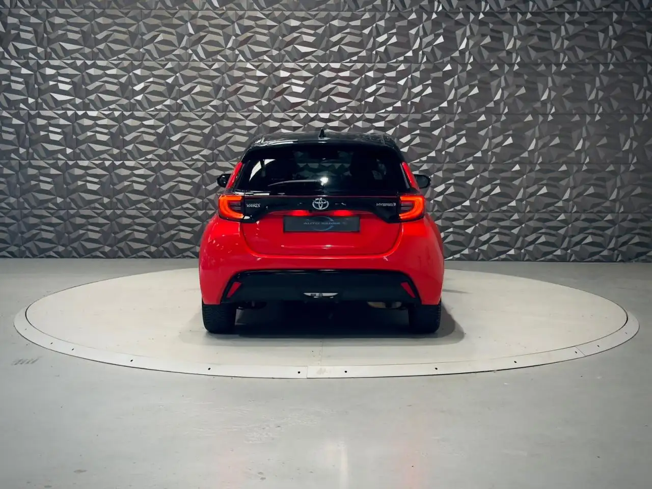Toyota Yaris Yaris — photo 6