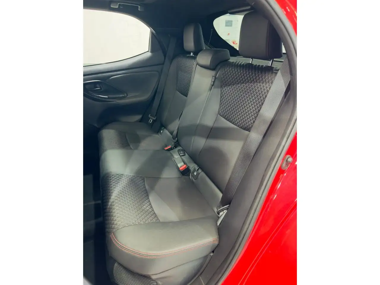 Toyota Yaris Yaris — photo 11