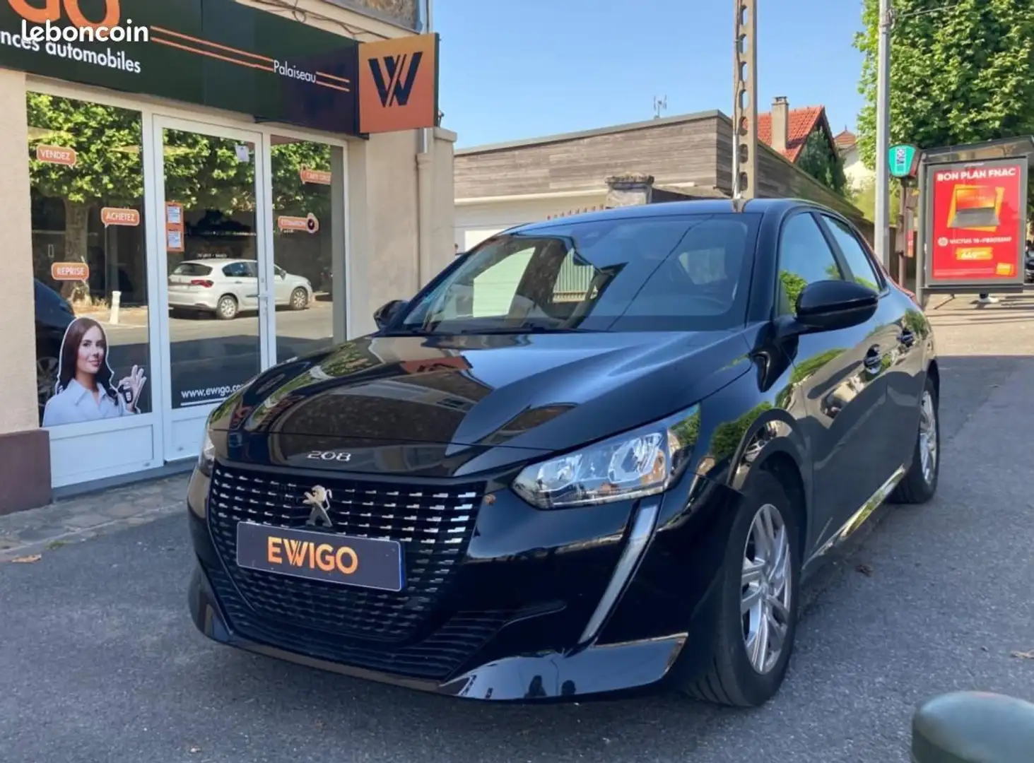 Peugeot 208 GENERATION-II 1.2 PURETECH 100Ch ACTIVE 1ère MAIN  Noir - 1