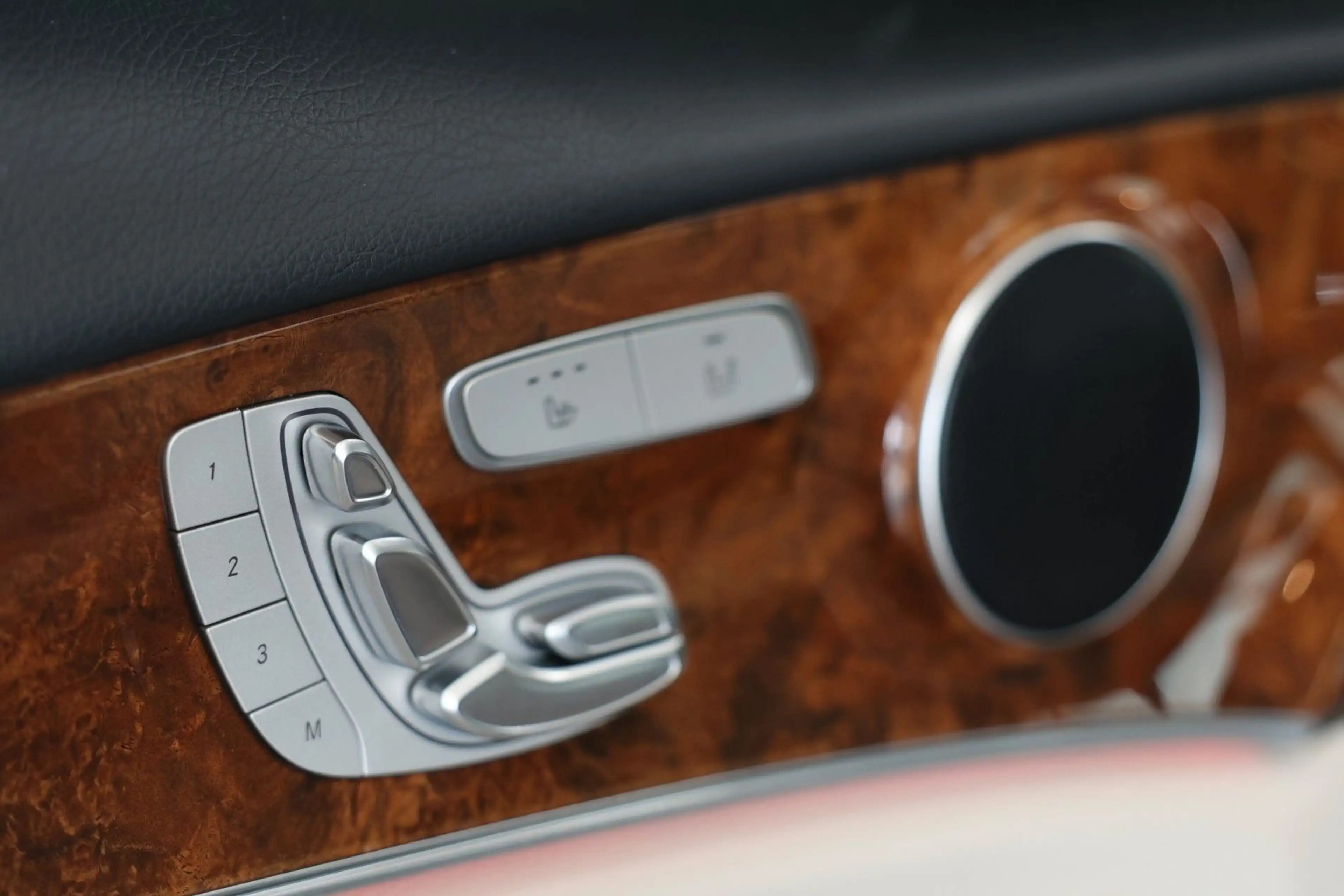 Mercedes-Benz E 220 d T-Modell Avantgarde* MultiBeam*KAM*Navi — photo 10