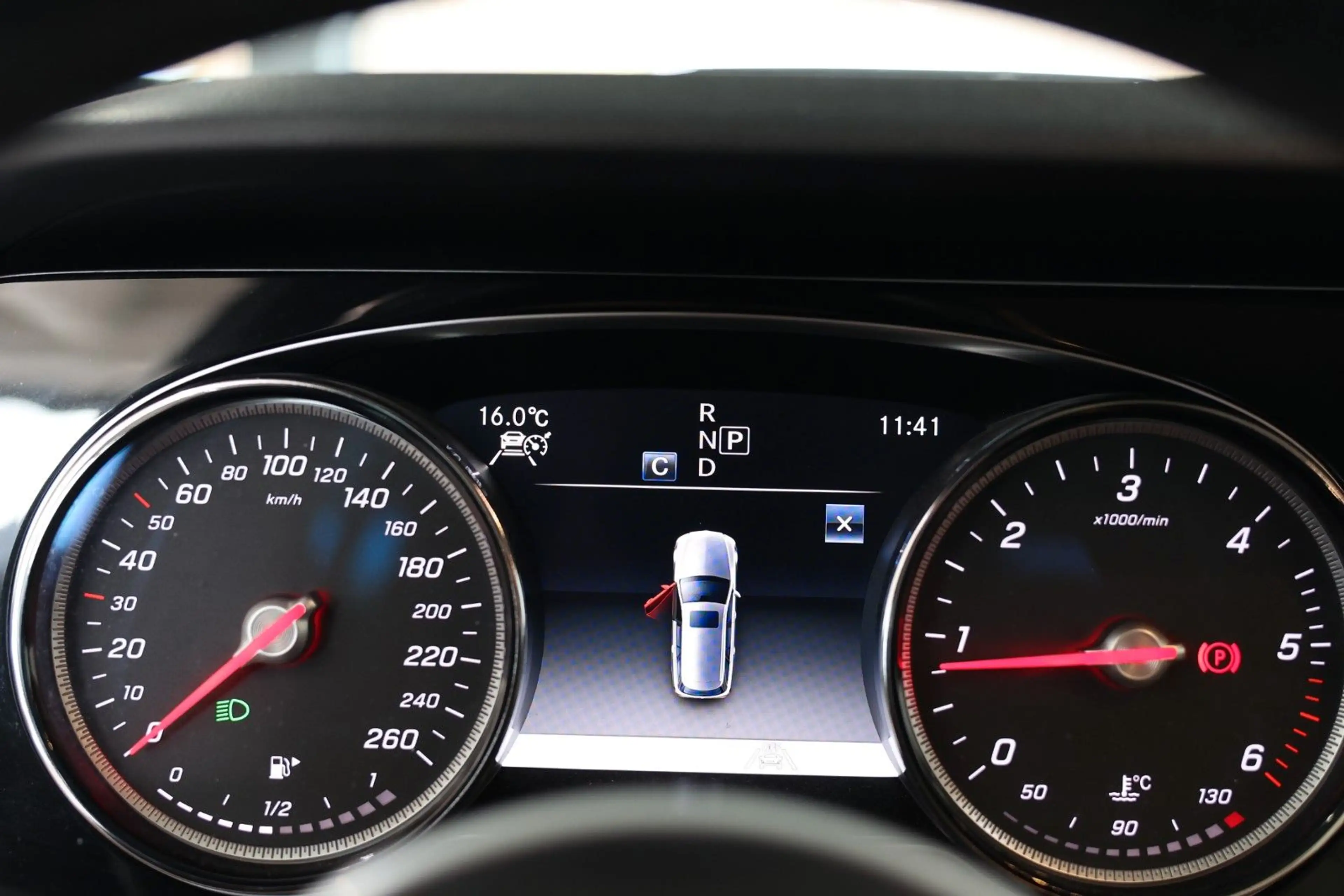 Mercedes-Benz E 220 d T-Modell Avantgarde* MultiBeam*KAM*Navi — photo 16