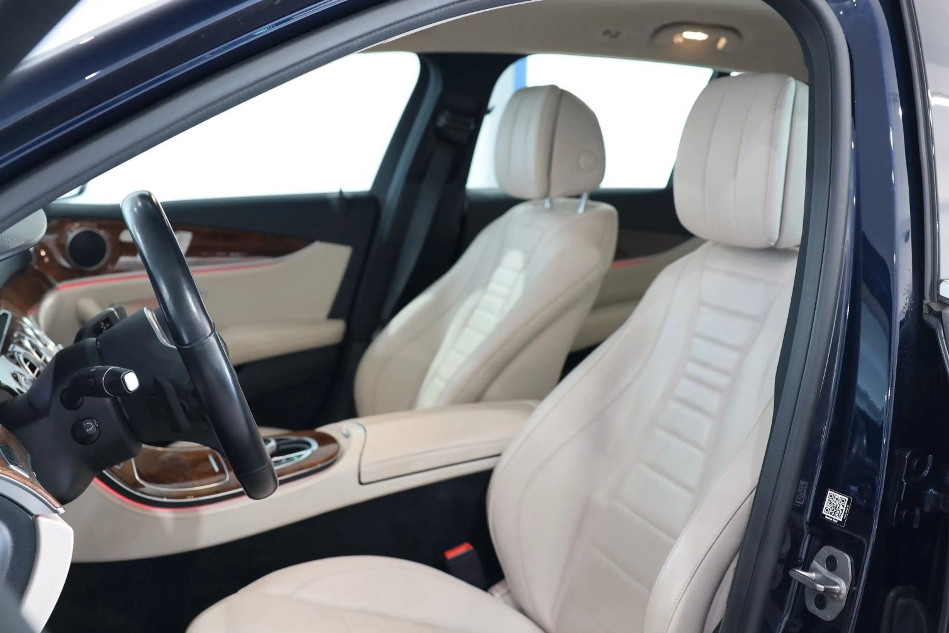 Mercedes-Benz E 220 d T-Modell Avantgarde* MultiBeam*KAM*Navi — photo 12