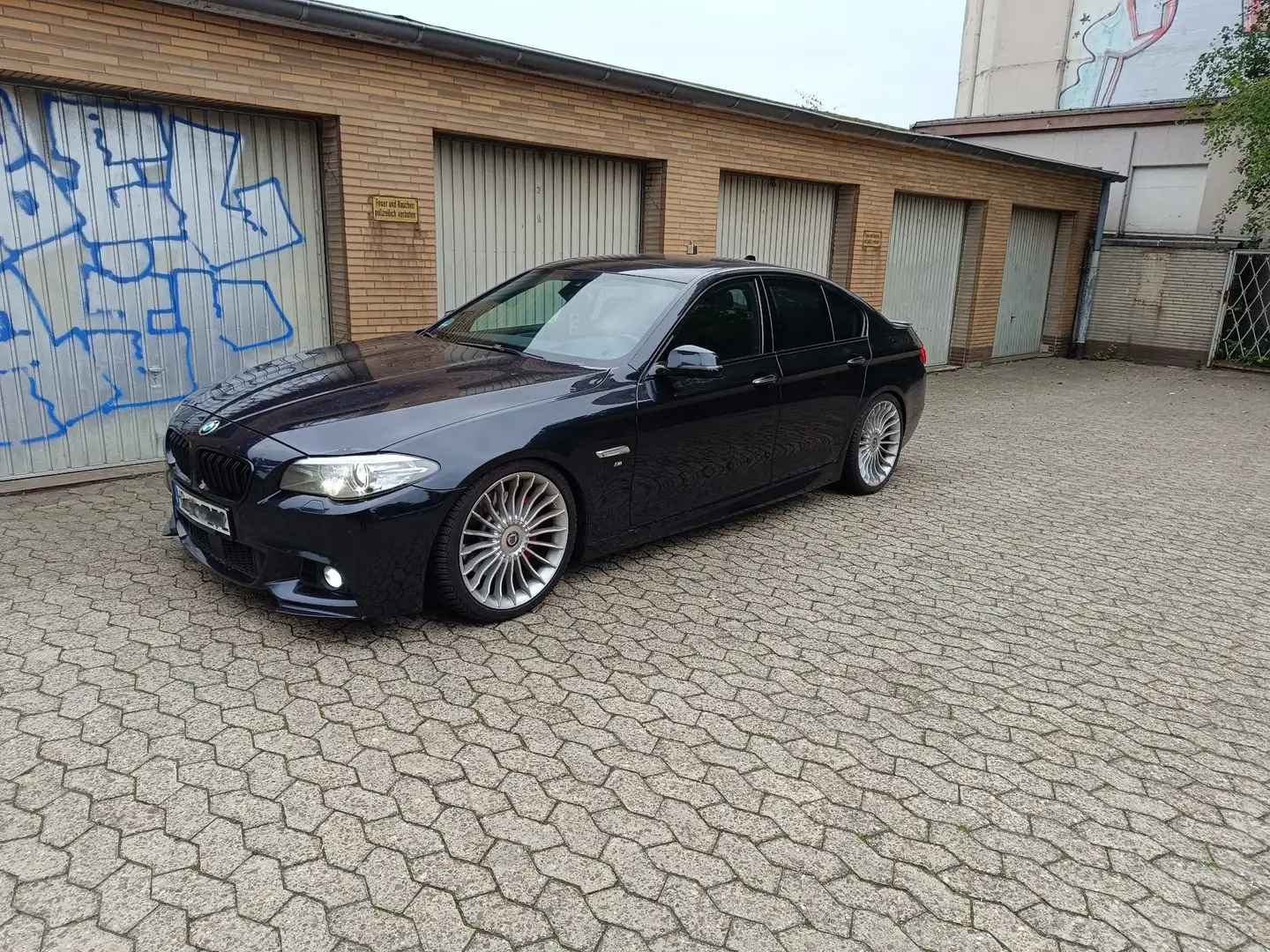 BMW 530 530d Sport-Aut. - 1
