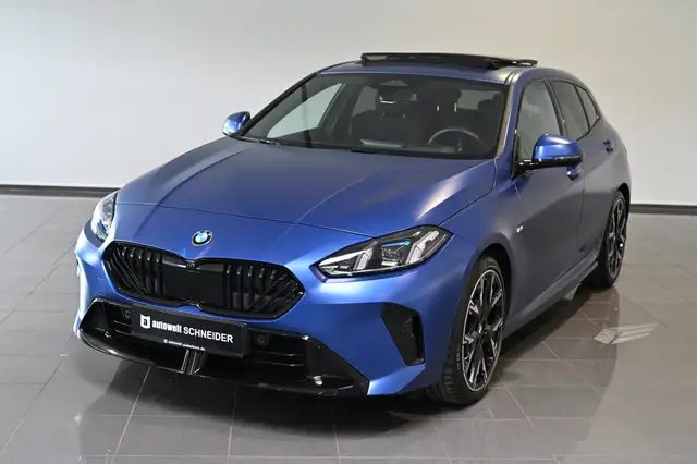 Bmw 120 i M Sport Panoramadach HUD SHZ Navi 19
