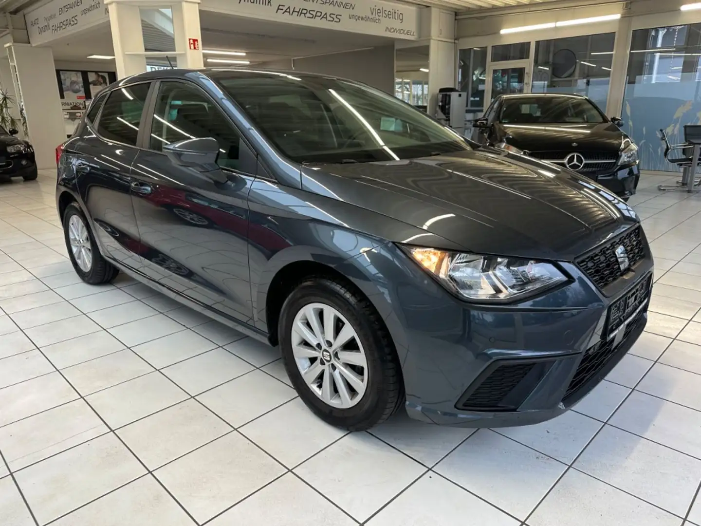 SEAT Ibiza Style Beats,Tüv 03/26,Kamera,8X-Reifen,App Grau - 1