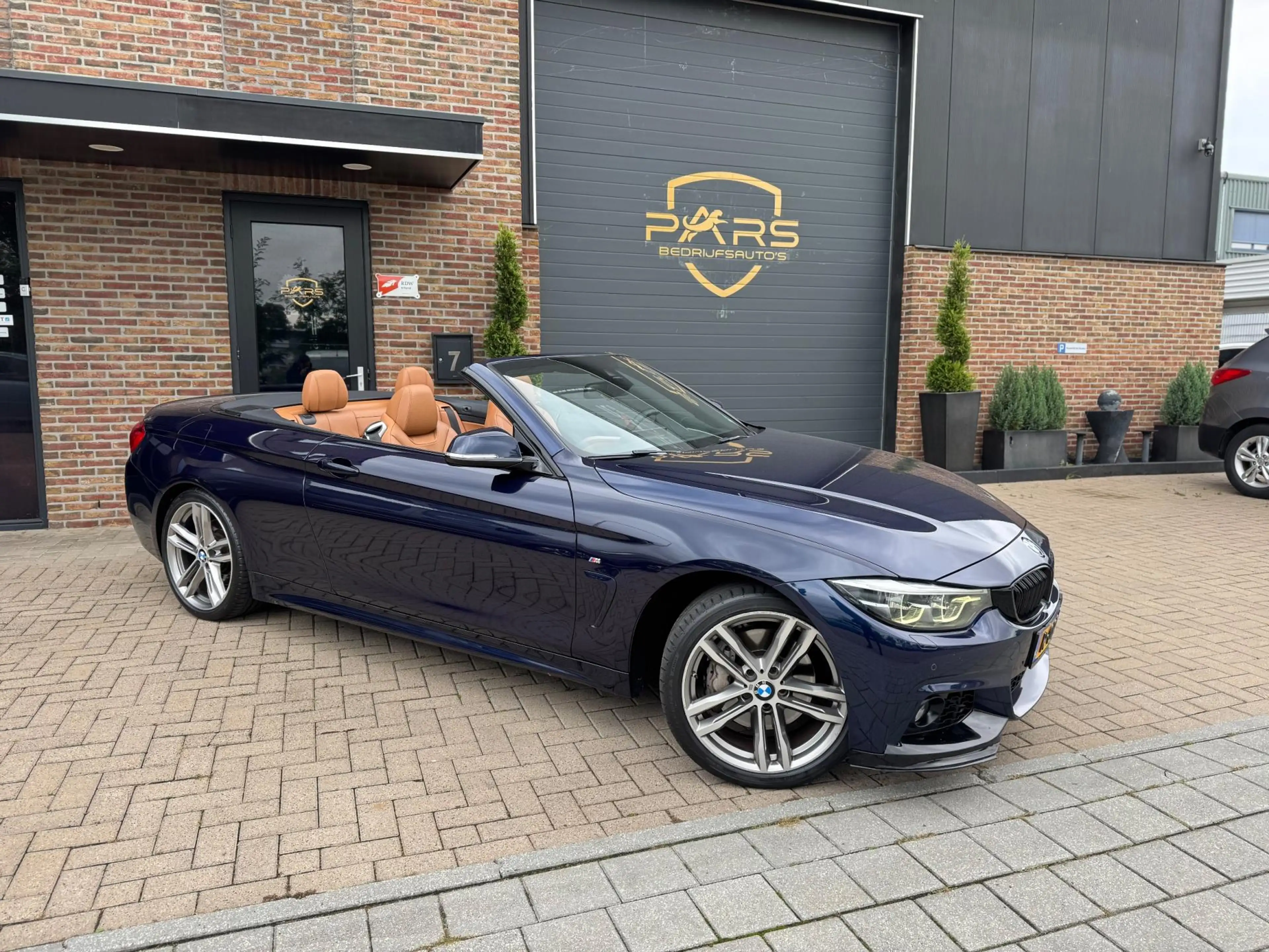 BMW 435 4-serie Cabrio 435d xDrive High Executive — photo 6
