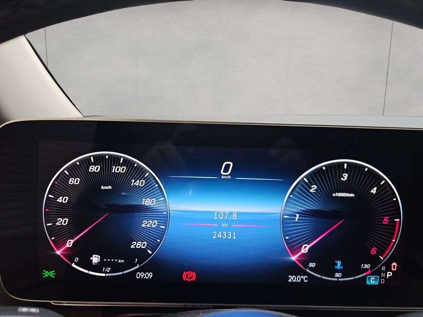 Mercedes-Benz V 250