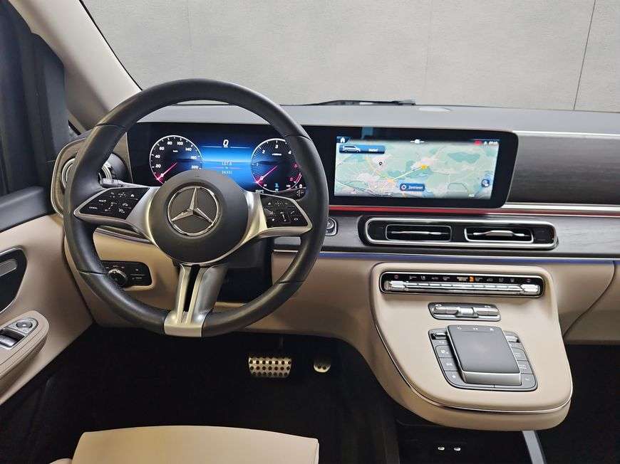 Mercedes-Benz V 250