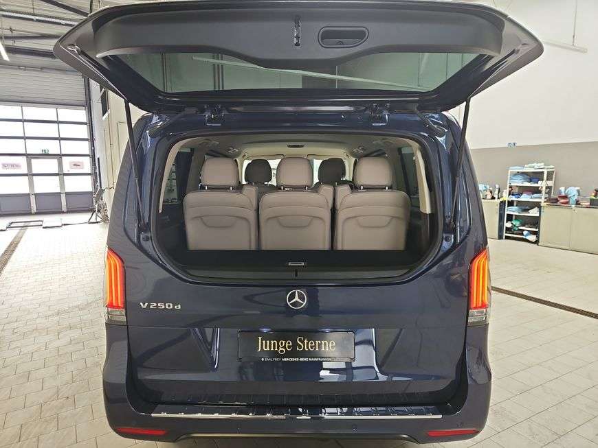 Mercedes-Benz V 250