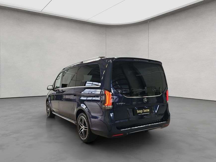 Mercedes-Benz V 250