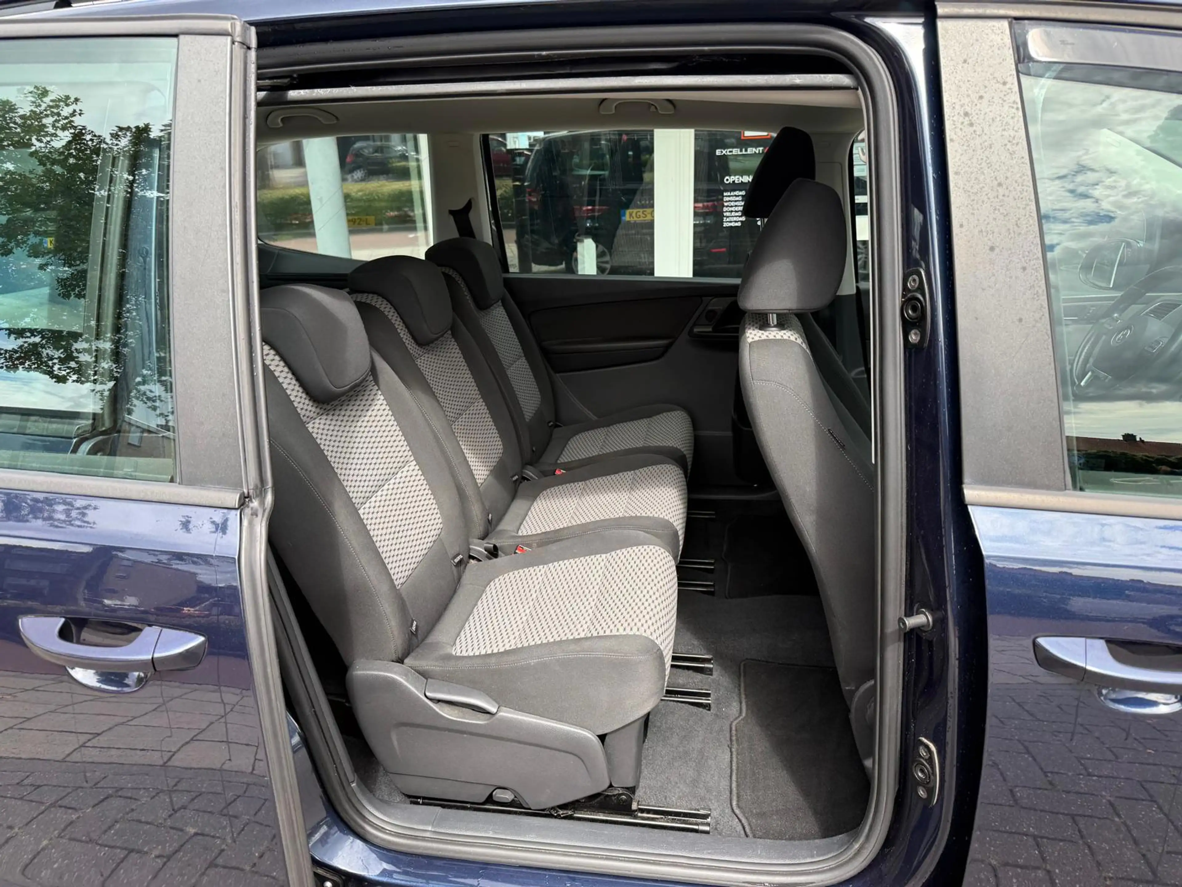 Volkswagen Sharan 1.4 TSI DSG Trendline — photo 12